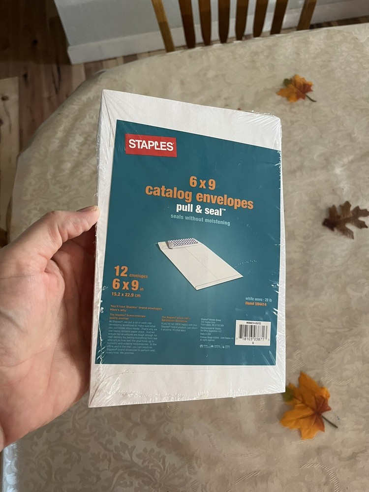 Staples Pull and Seal. Catalog Envelopes 6" x 9" White. 12 Envelopes. NEW