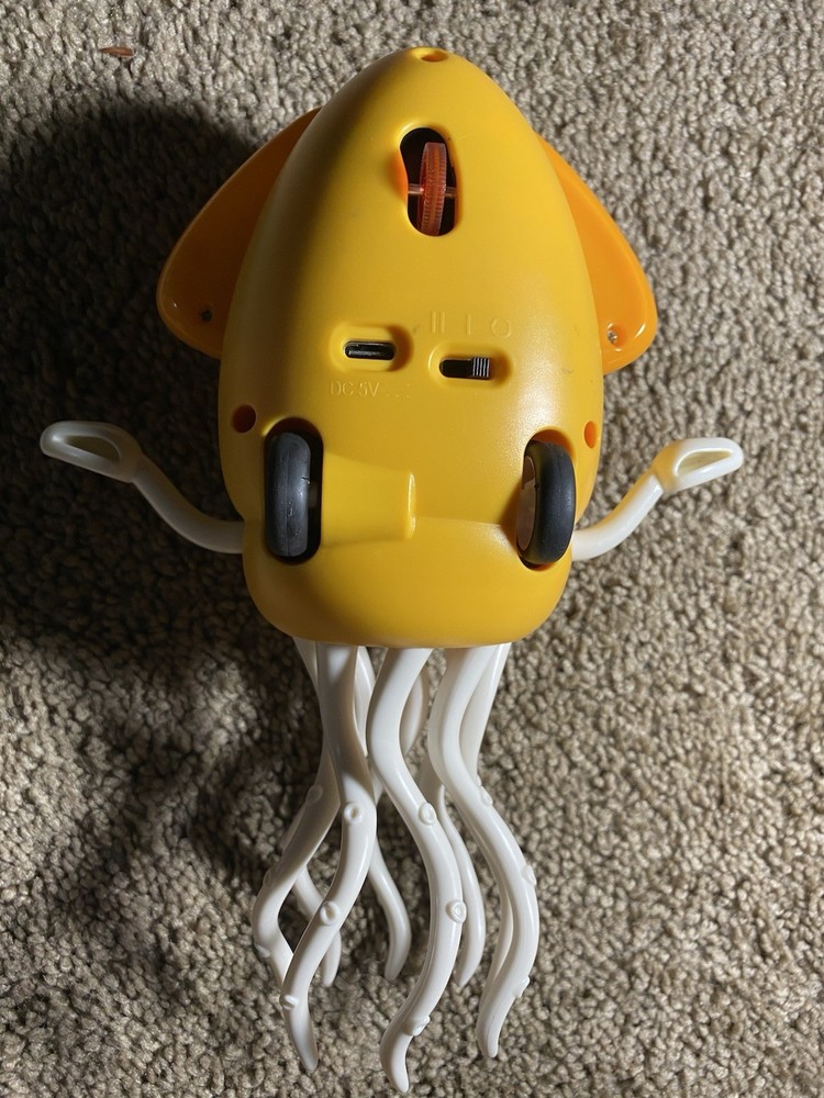 Dancing Yellow Squid Electronic Interactive Toy with Wheels