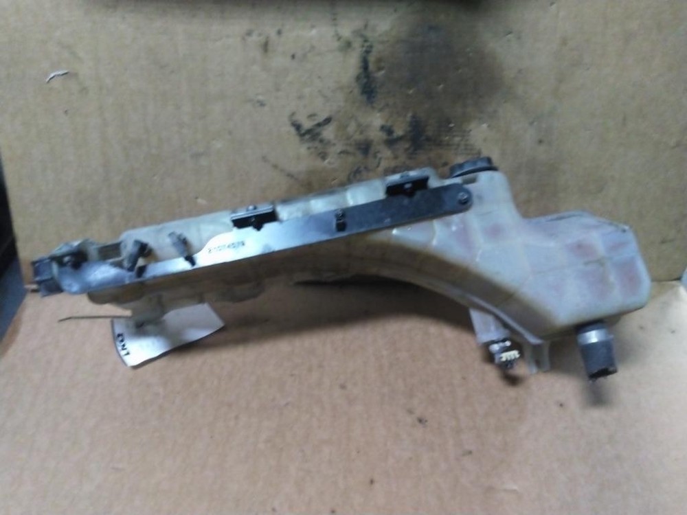 For 2015 VOLVO VNL RADIATOR OVERFLOW TANK ,  IL