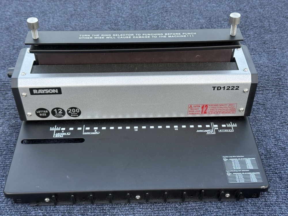 Rayson TD-1222 Wire Binding Machine - 2:1 Pitch, Rectangular Holes, 220 Sheet