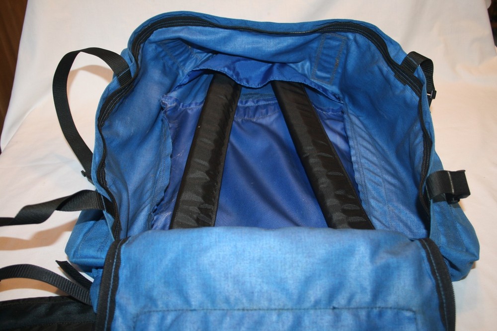 Vtg WILDERNESS EXPERIENCE Blue Canvas Leather Backpack Internal Frame M L USA