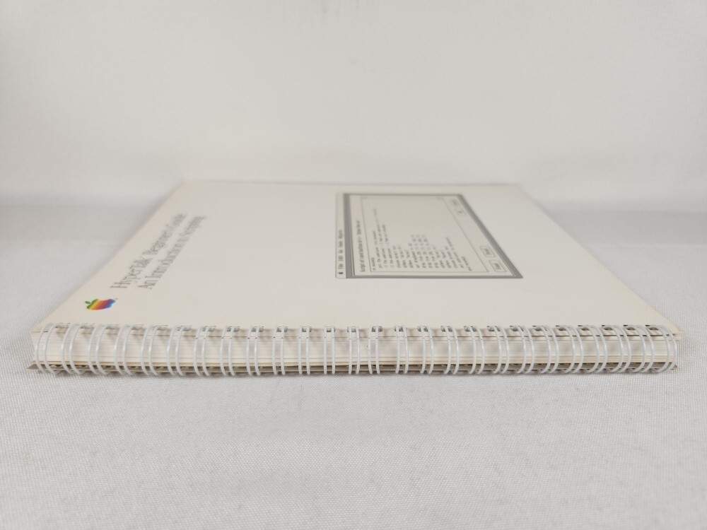 Apple Computer HyperTalk Beginner's Guide: An Introduction to Scripting Manual