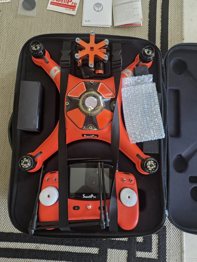 SwellPro Splash Drone 3 with Controller Case 2 cameras 1 bait release Release