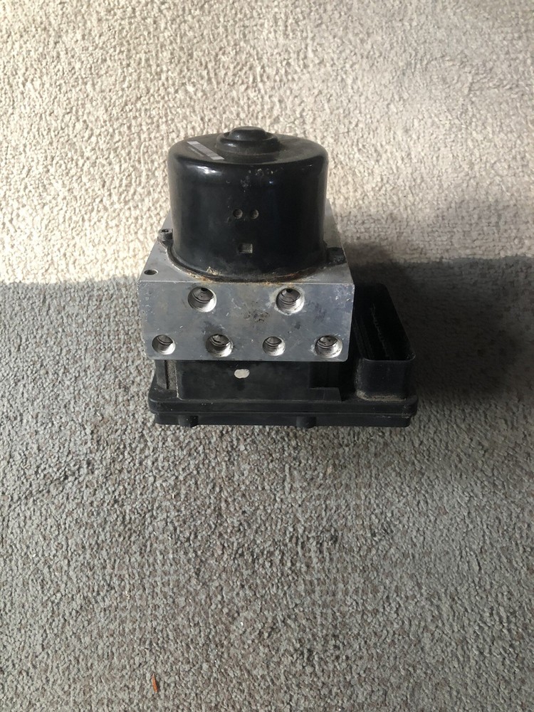 2006 jeep grand cherokee brake control modular