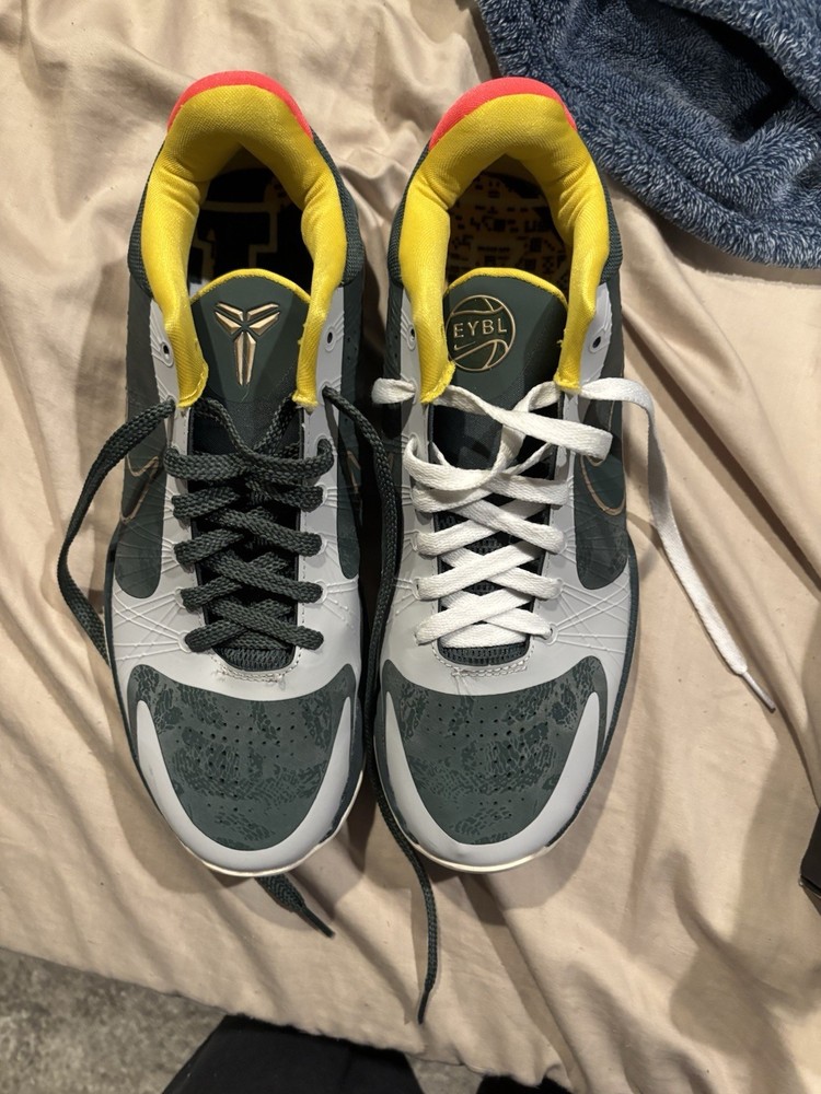 Nike Kobes 5 EYBL