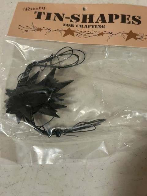 2 in Black Primitive tin Star Garland - 6 ft