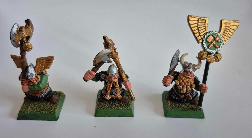 Warhammer Dwarf unit, painted