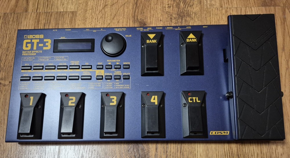 BOSS GT-3 GUITAR EFFECTS PROCESSOR PEDAL - TESTED / WORKS