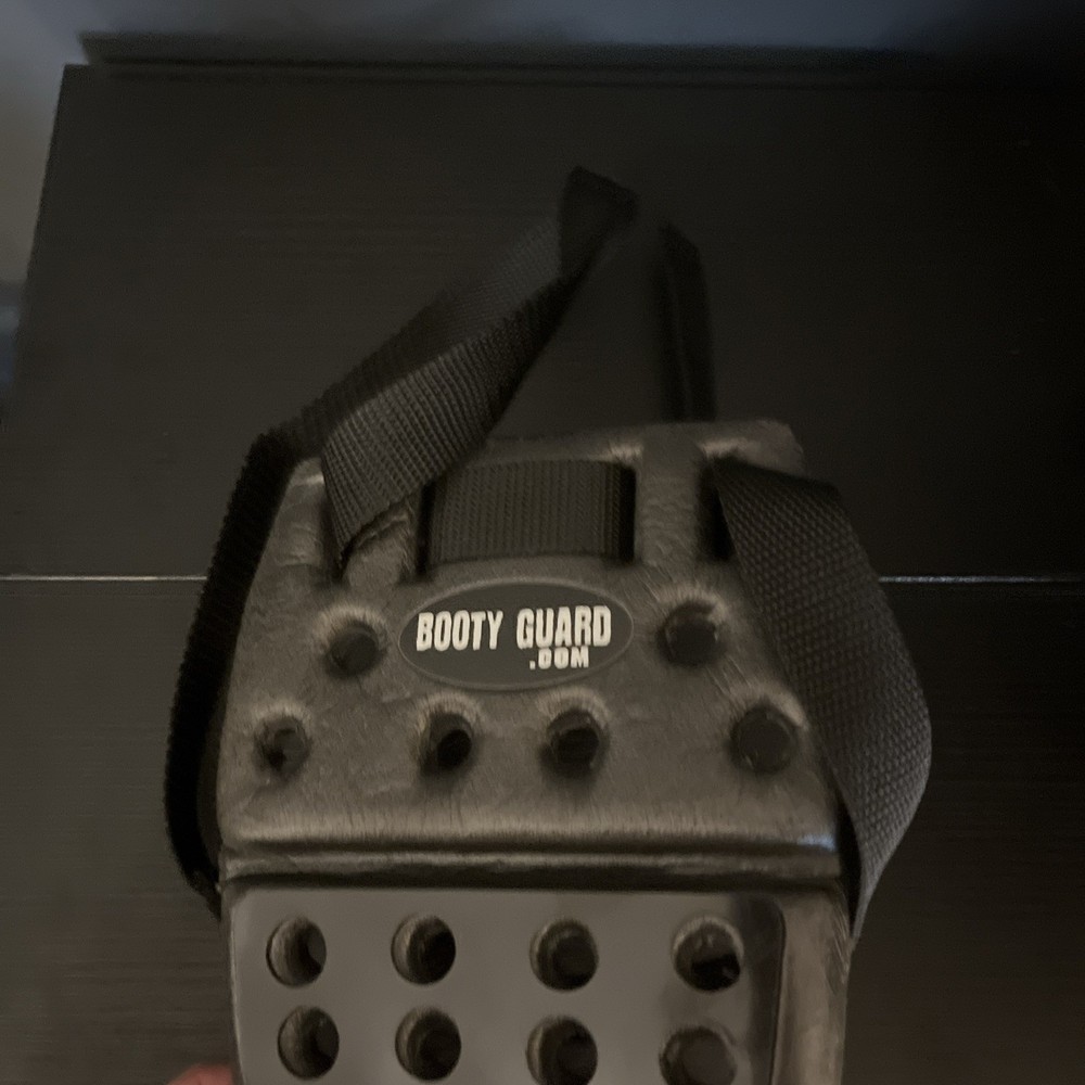 Snowboard Tailbone Protector by Booty Guard