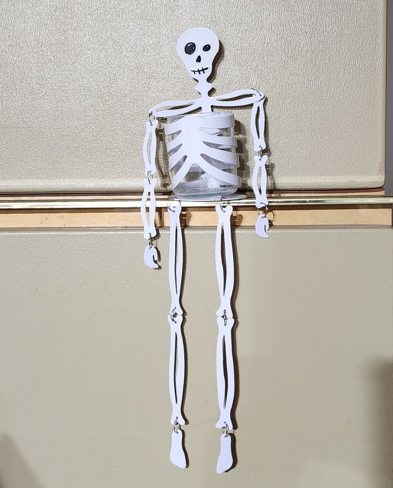 New Metal Skeleton Votive  14'