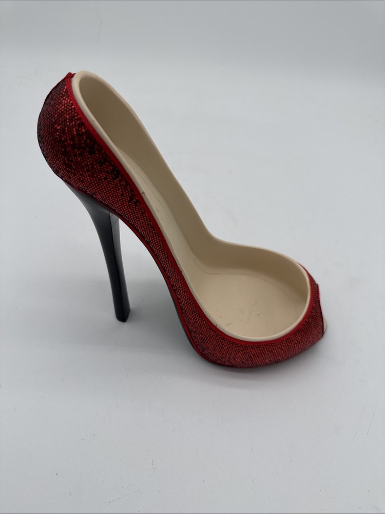 W Ruby Red Stiletto Slipper Shoe Display Sparkle Wine Bottle Holder 8” Tall