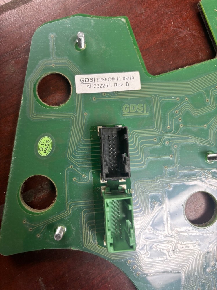 John Deere AH232251 Control board