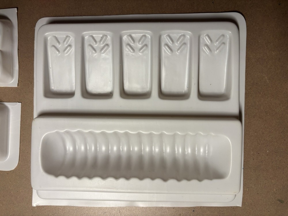 Dudley's Roll It! Easter Egg Decorating Kit: Sponges & Trays Only