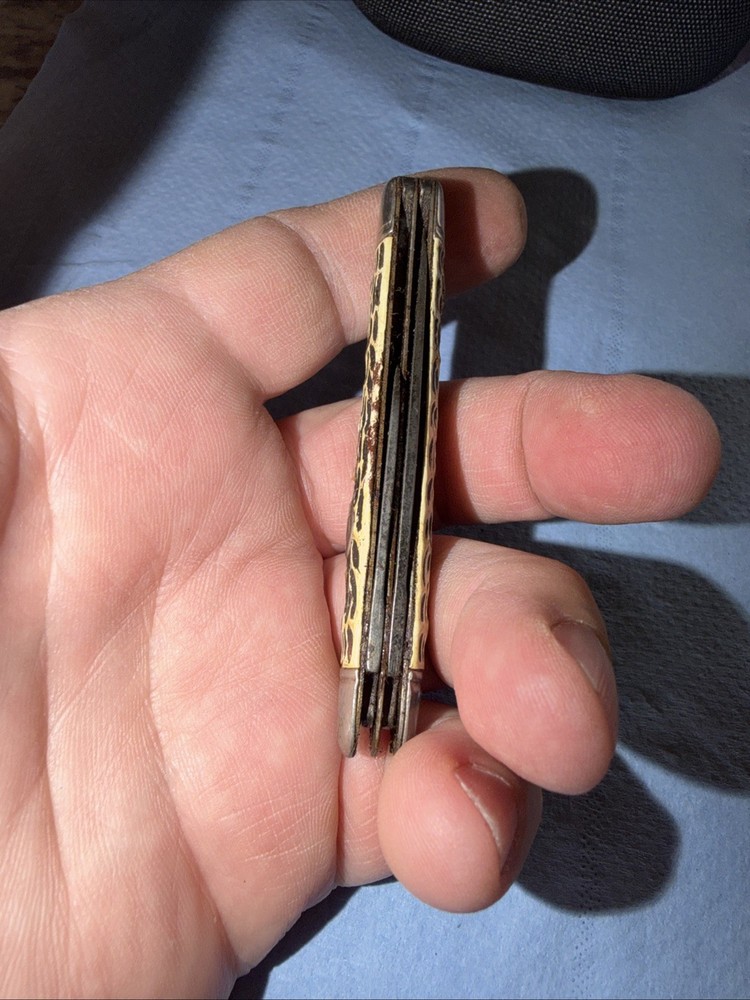KB1- Imperial Pocket Knife. 2- Blade