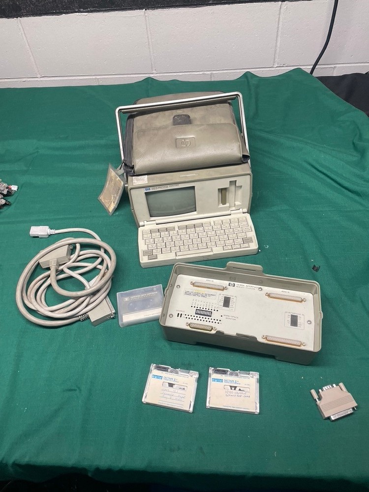 Hewlett Packard HP 4951A protocol analyzer with accessories 18180A interface
