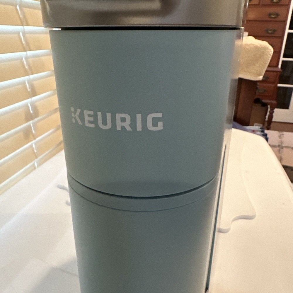 Keurig-Mini Single Serve K Cup Coffee Maker Green W/Cup Bin