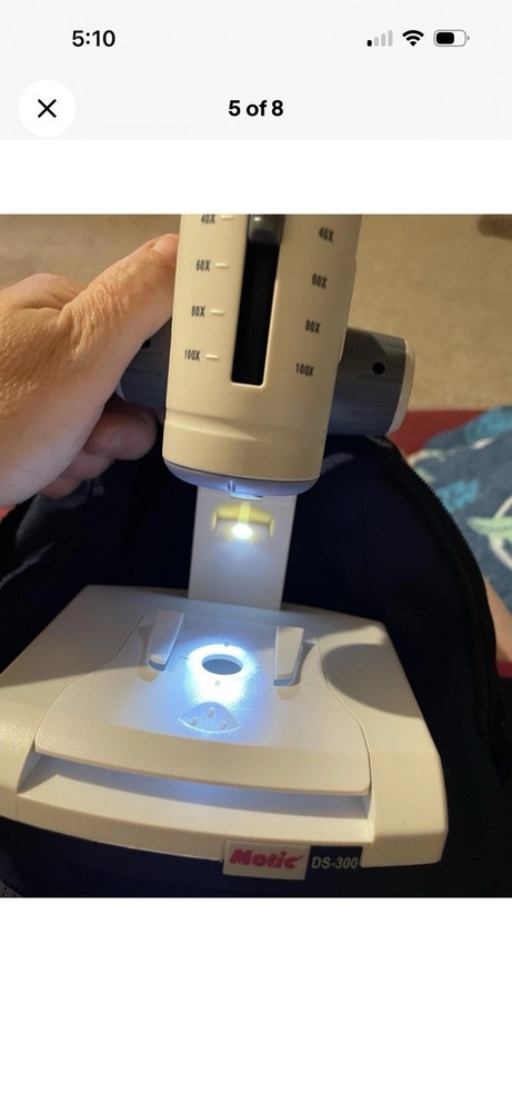 Motic DigiScope DS-300 Digital Microscope With Digital Camera.