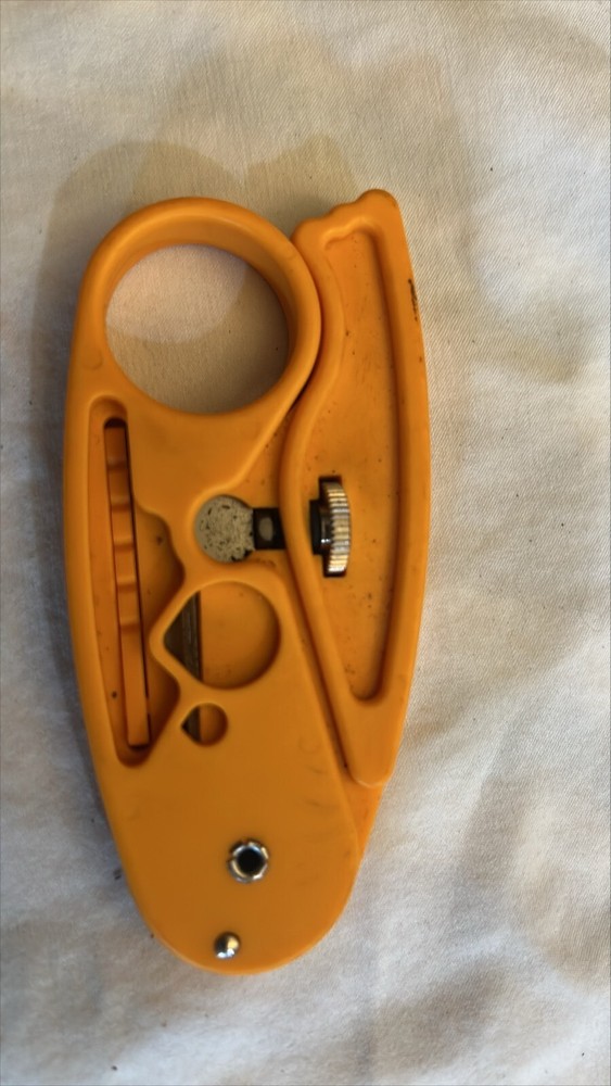 Fluke Networks FLUKE-11230002 Round Cable Stripper Cable Stripper New