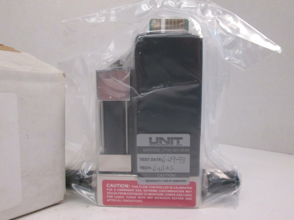 Unit UFC-1000 Mass Flow Controller MFC, HCL, 50 SCCM