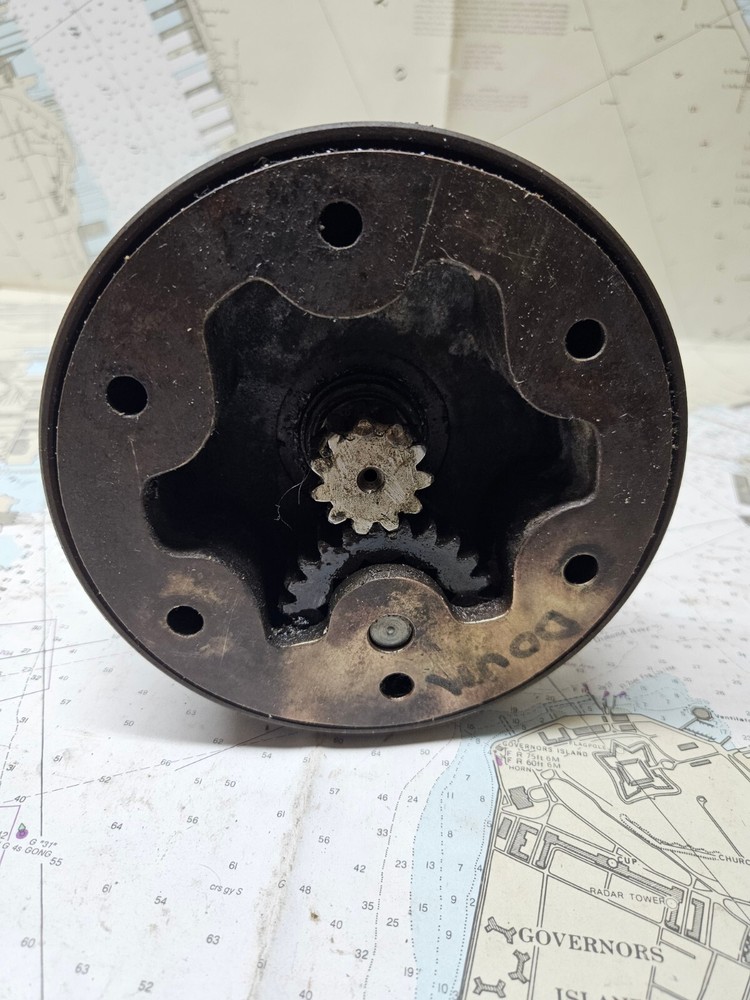 Barient 22 Two Speed Winch Bronze