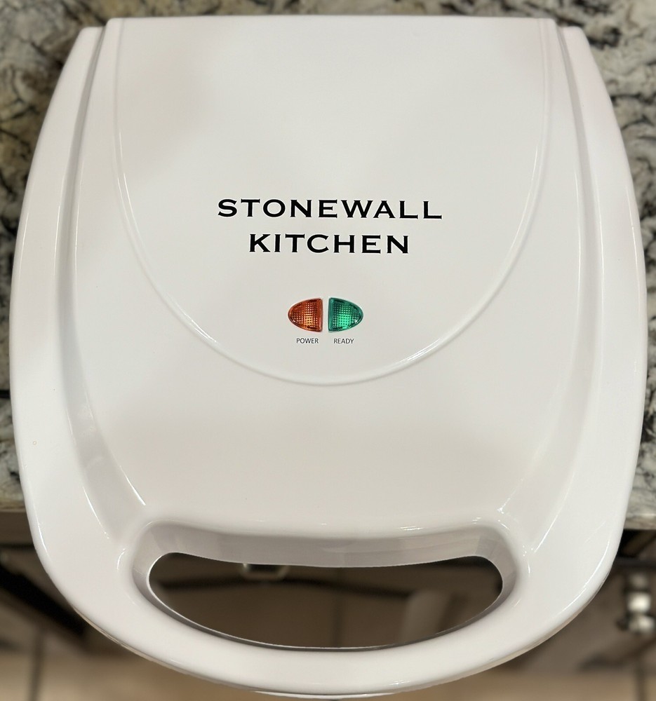 Stonewall Kitchen 12-Hole Doughnut Maker Model #600058