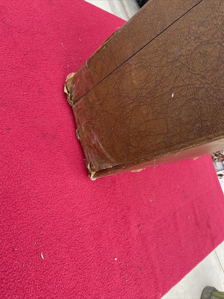 Montgomery Ward 1940's Rotary Sewing Machine Supreme Streamlined Model - R