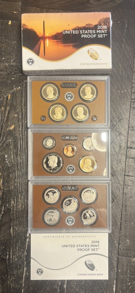 2015 US Mint 14 Coin Proof Set in Original Packaging with COA