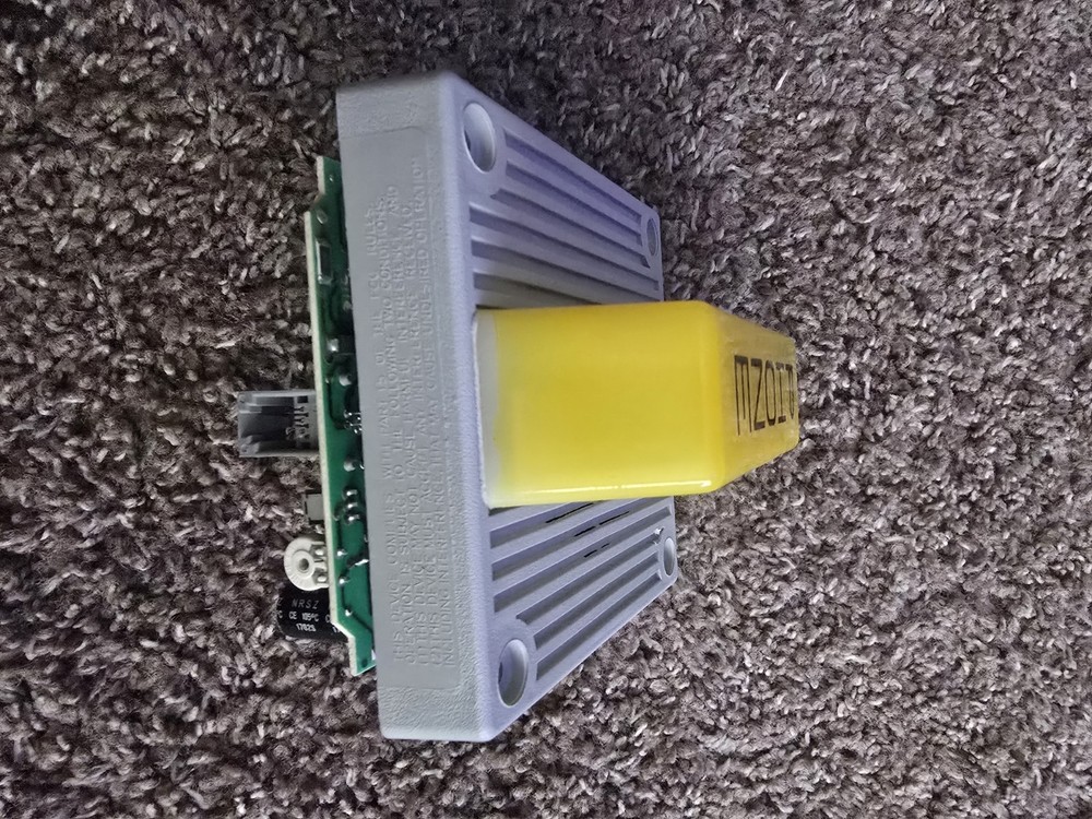 PARTIAL Wheelock UTA-WH Universal Telephone Alert With Strobe STROBE & PCB ONLY
