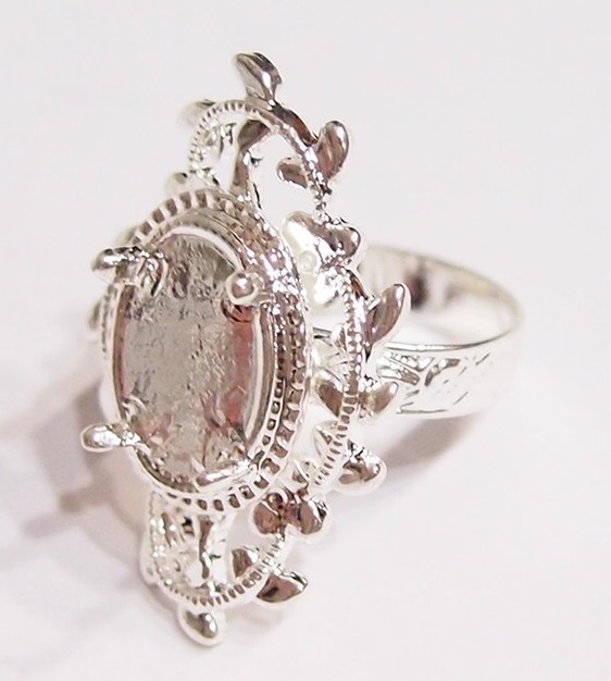 6 - 18x13mm Shiny Silver Victorian Deco Loop & Leaves Adjustable Ring Settings