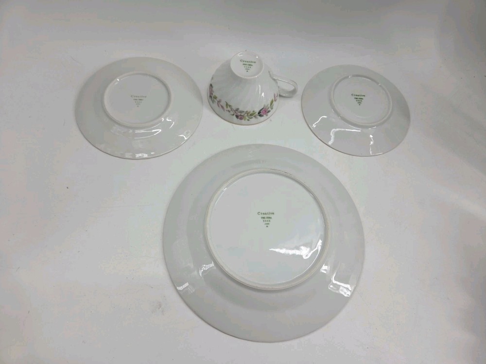 4 Piece Place Setting Island Rose Fine Translucent China Original Boxes