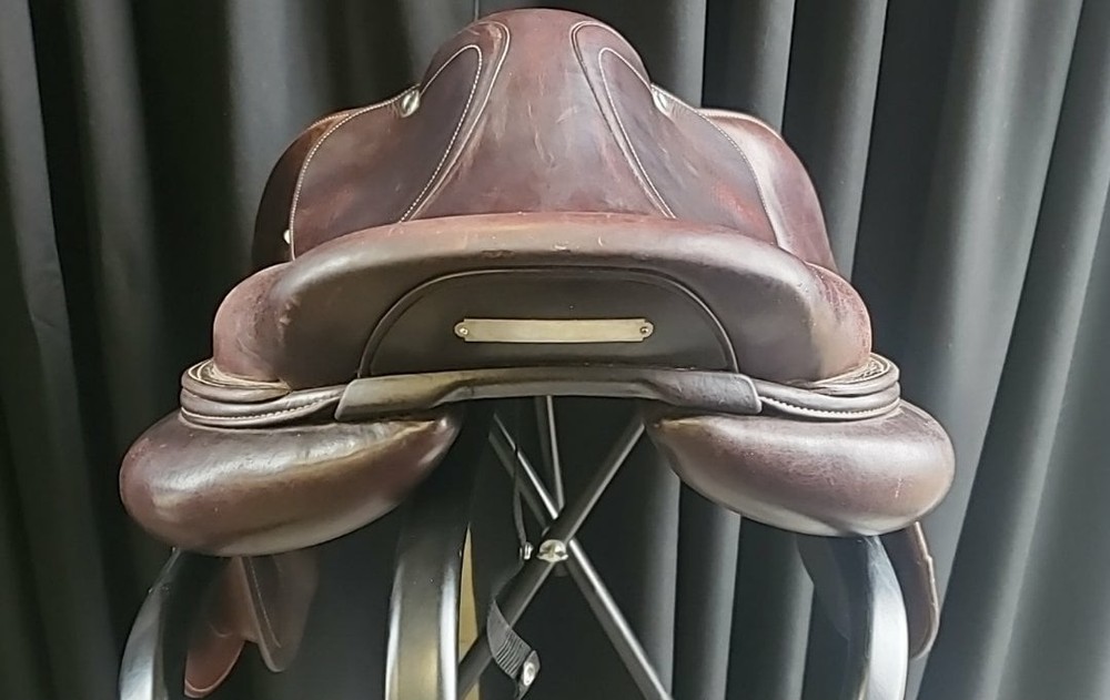 CWD SE01 17 2L 2019, Medium Tree, English saddle