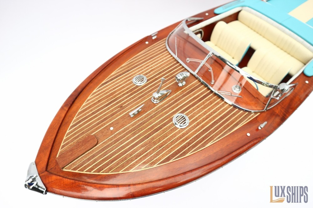 Super Riva Lamborghini Model Ship
