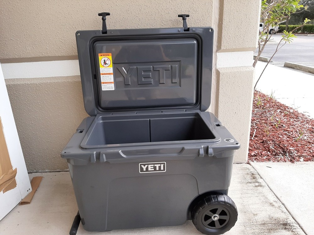 Yeti Tundra Haul Wheeled Cooler
