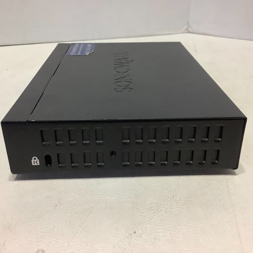 SonicWall TZ400 Network Security/Firewall NO ADAPTOR