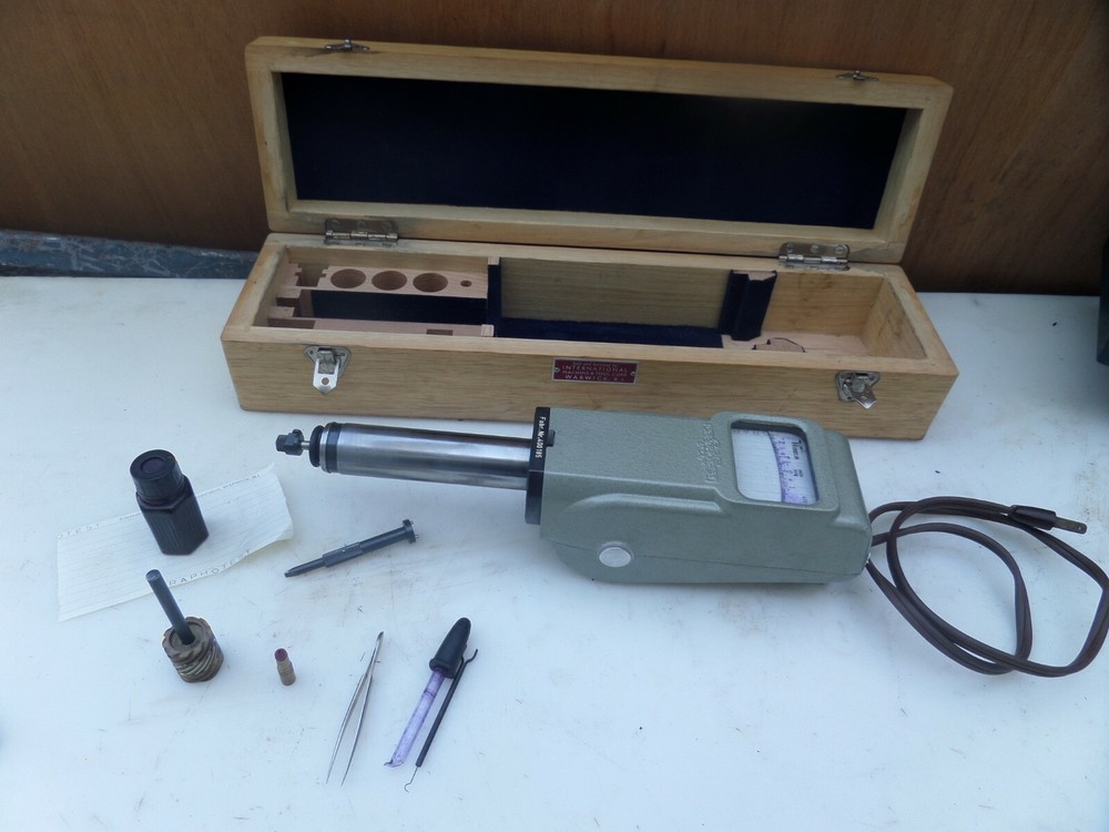 International Machine Co Graphotest Meter Graph Test Reader M/N 400185 Germany