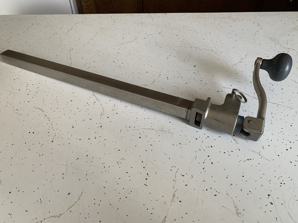 Edlund G2 NSF Medium Duty Can Opener
