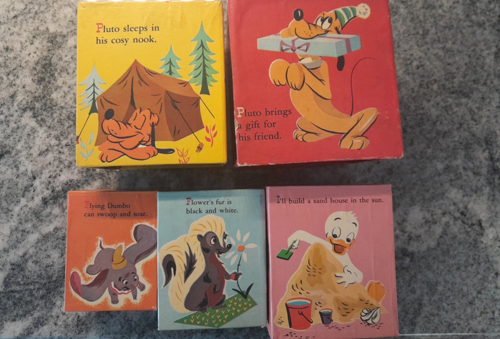 Vintage Disney Mickey Mouse Shelving Stacking Blocks Nesting, Minnie, Donald