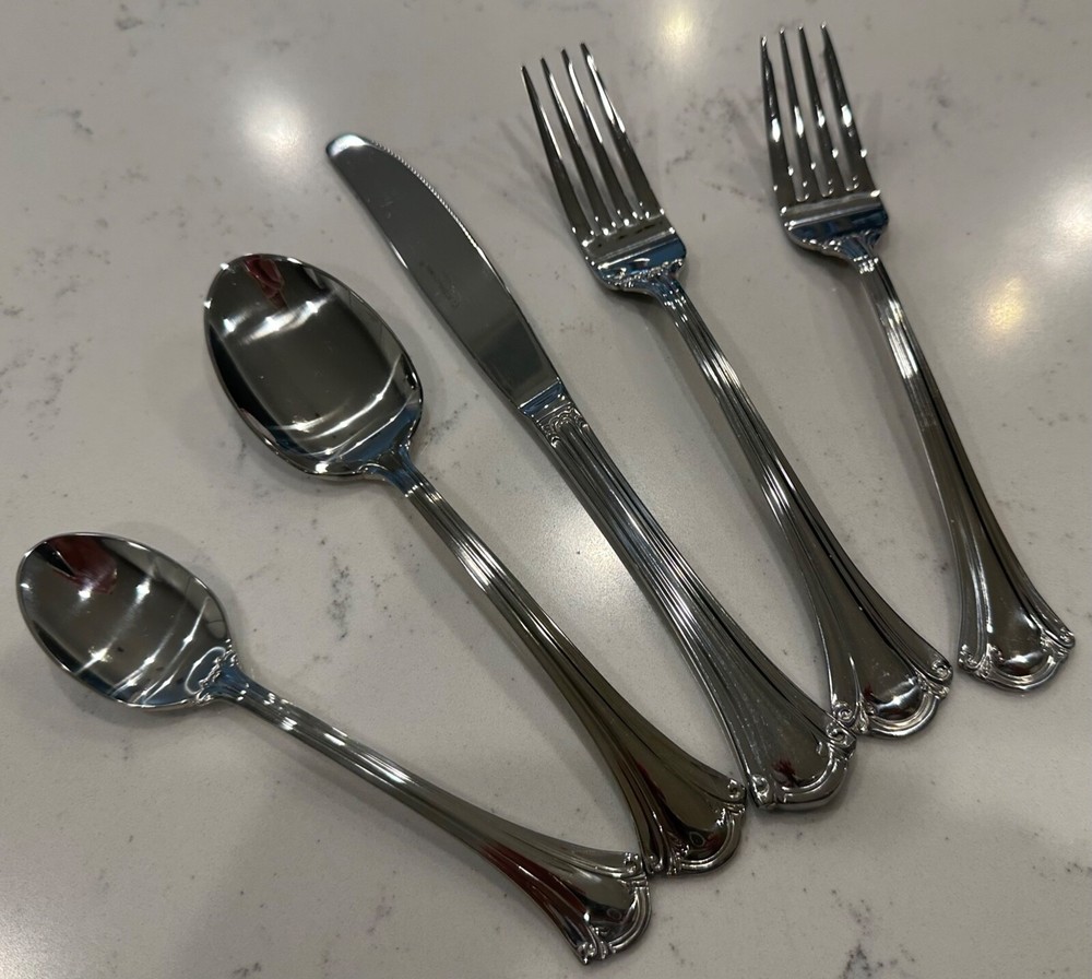 International Resplendence Flatware Place Setting 5 Pieces 18/10 Stainless