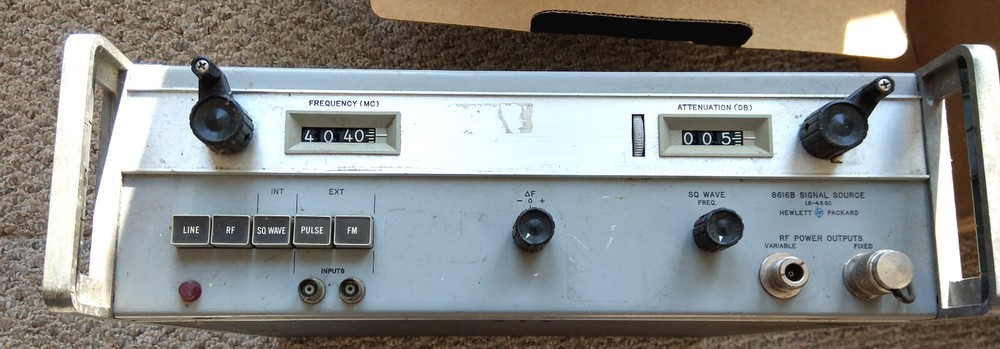 HP 8616B Signal Source - Vintage, working!