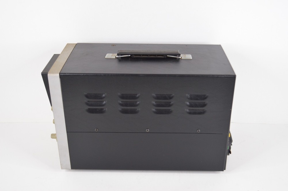 Sencore Model PS29 Minute Man Automatic Triggered Oscilloscope POWERS ON