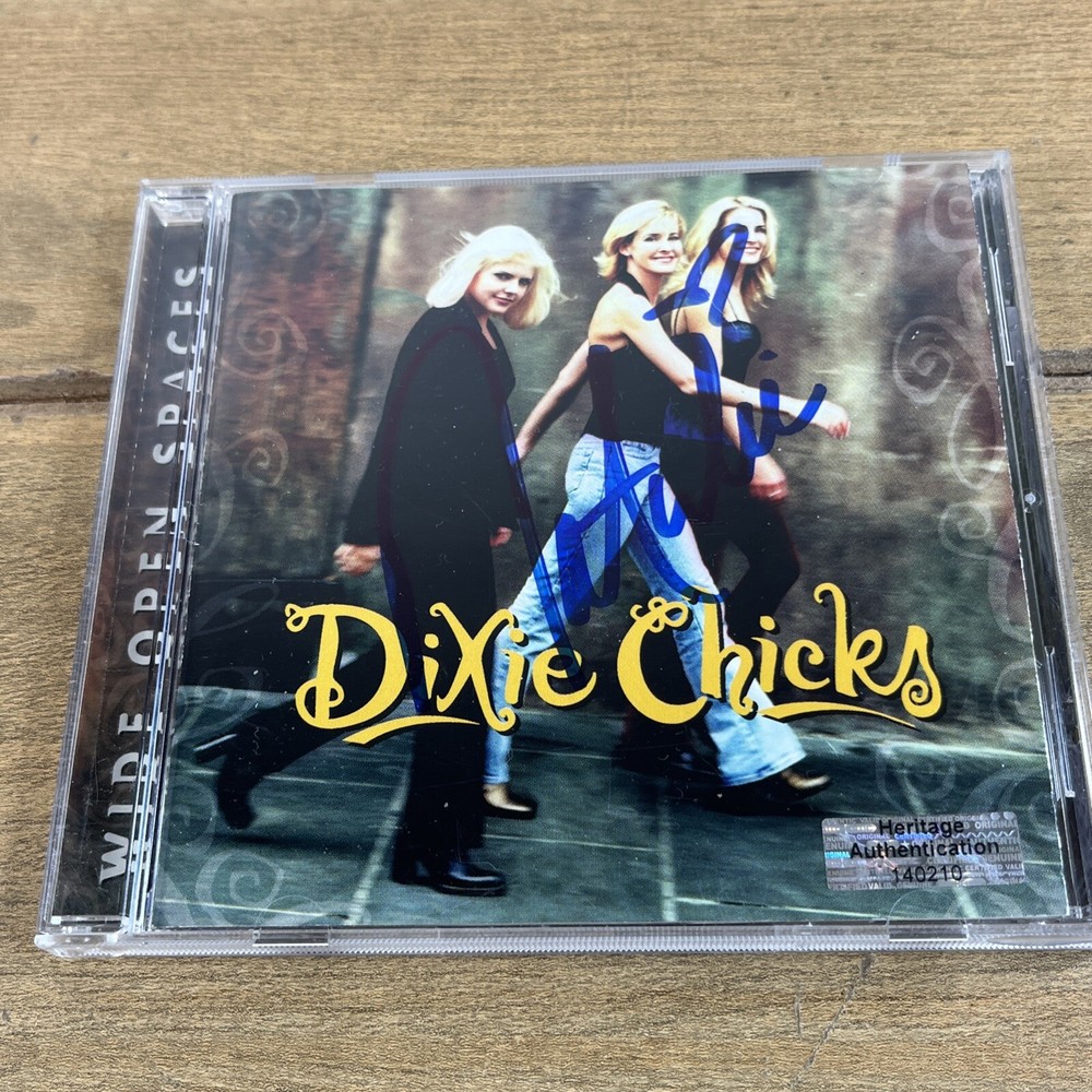 Natalie Maines Signed ‘Dixie Chicks’ Autographed CD COA Hologram