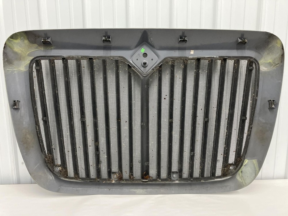 2007-2020 International RH Grille - Used
