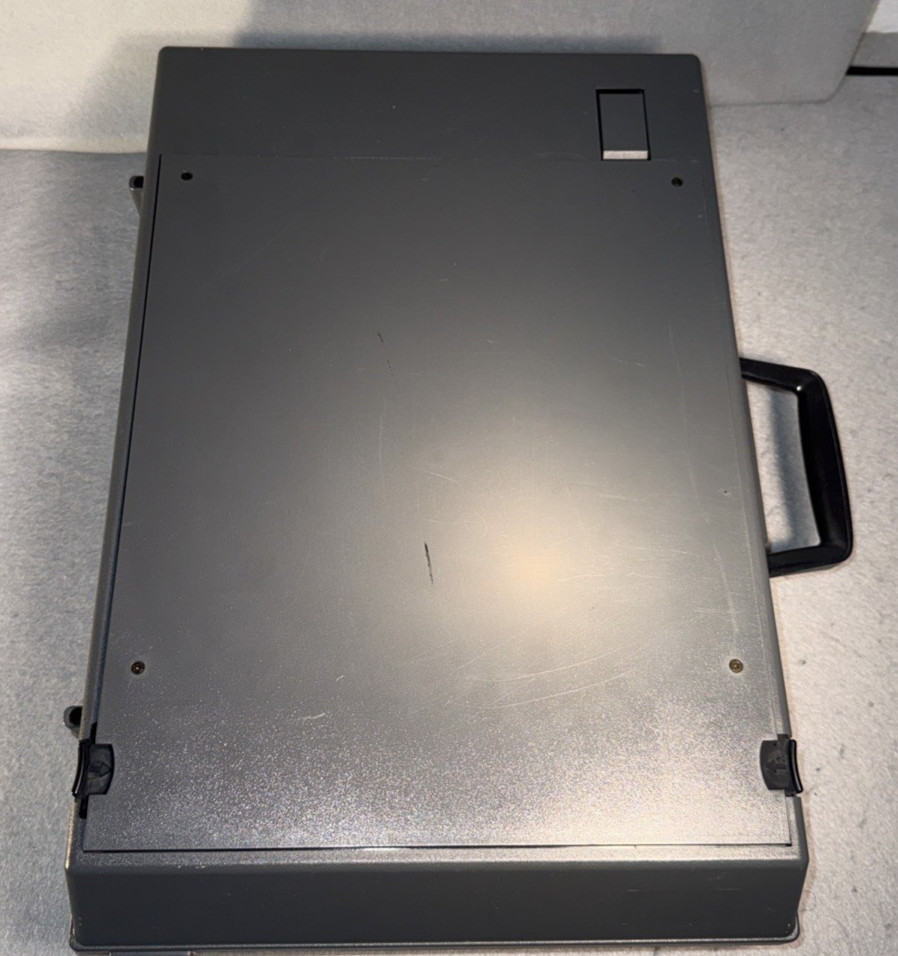 3M 2000 AG Overhead Projector Briefcase Portable Transparency Projector Tested