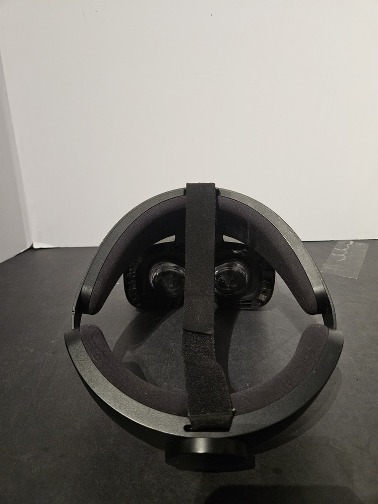 Oculus Rift S PC-Powered VR Gaming Headset Only - Black- READ DESCRIPTION