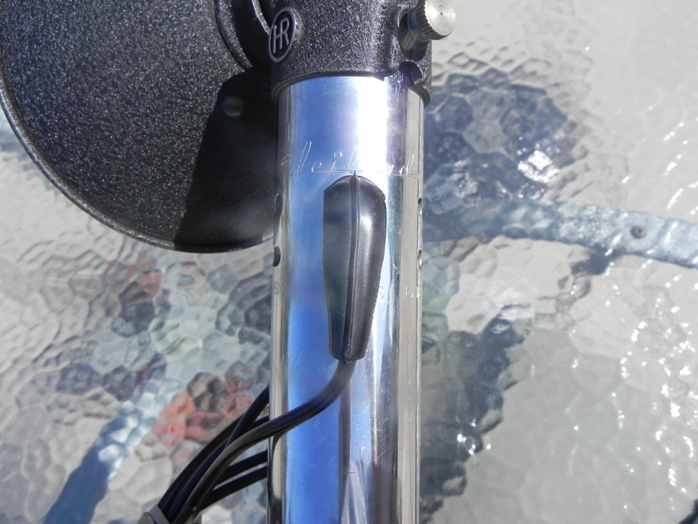 Vintage Heiland HR 2 Cell Flash Gun
