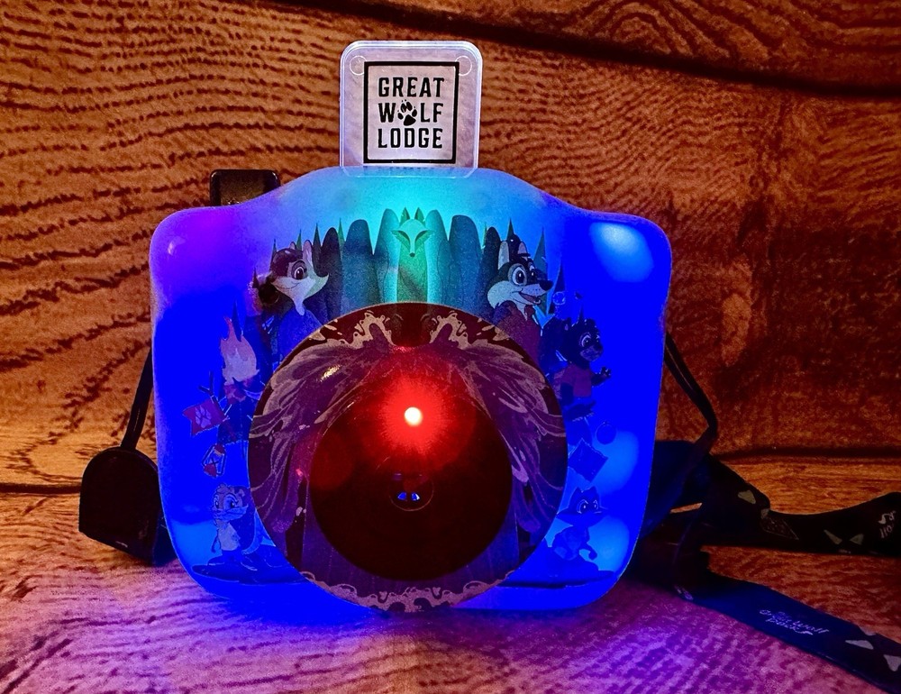 GREAT WOLF LODGE BATTERY BUBBLE Machine Camera Works