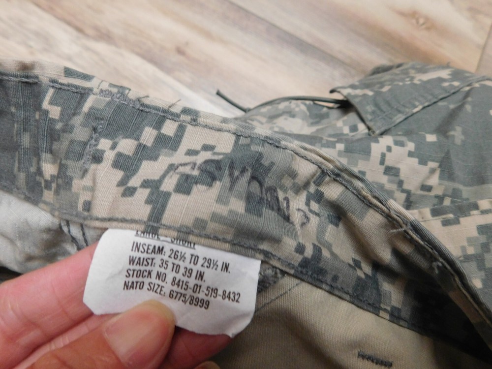 ARMY ACU PANTS SIZE LARGE - SHORT
