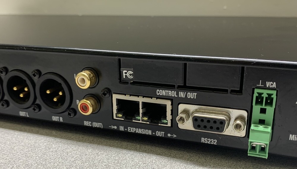 AKG DMM6 Digital Automatic Microphone Mixer 6 Channel input Missing Knobs