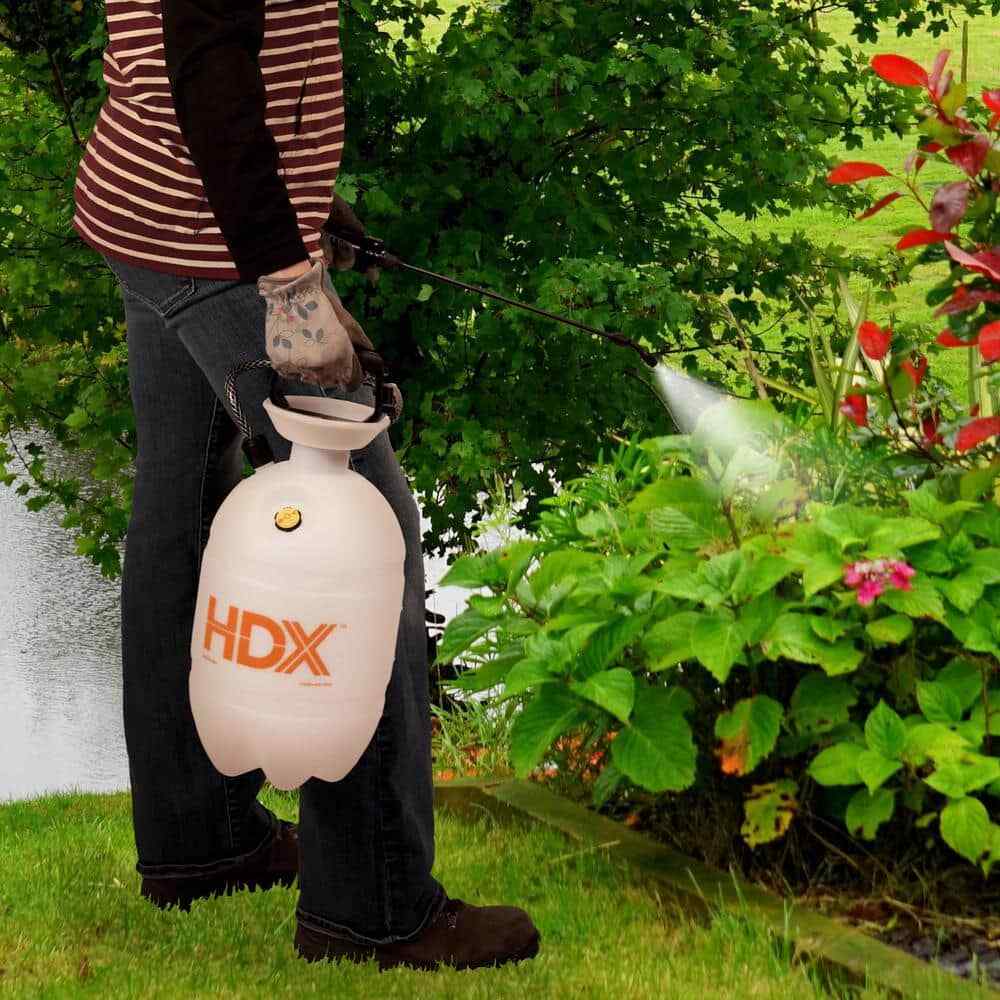 2 Gallon Pump Garden Sprayer Multi Purpose Heavy Duty Handle Adjustable NEW