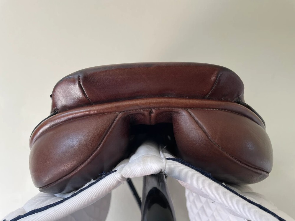 17 - 2020 County Stabilizer, Forward Flap, Medium Wide Tree - Very Nice Conditio